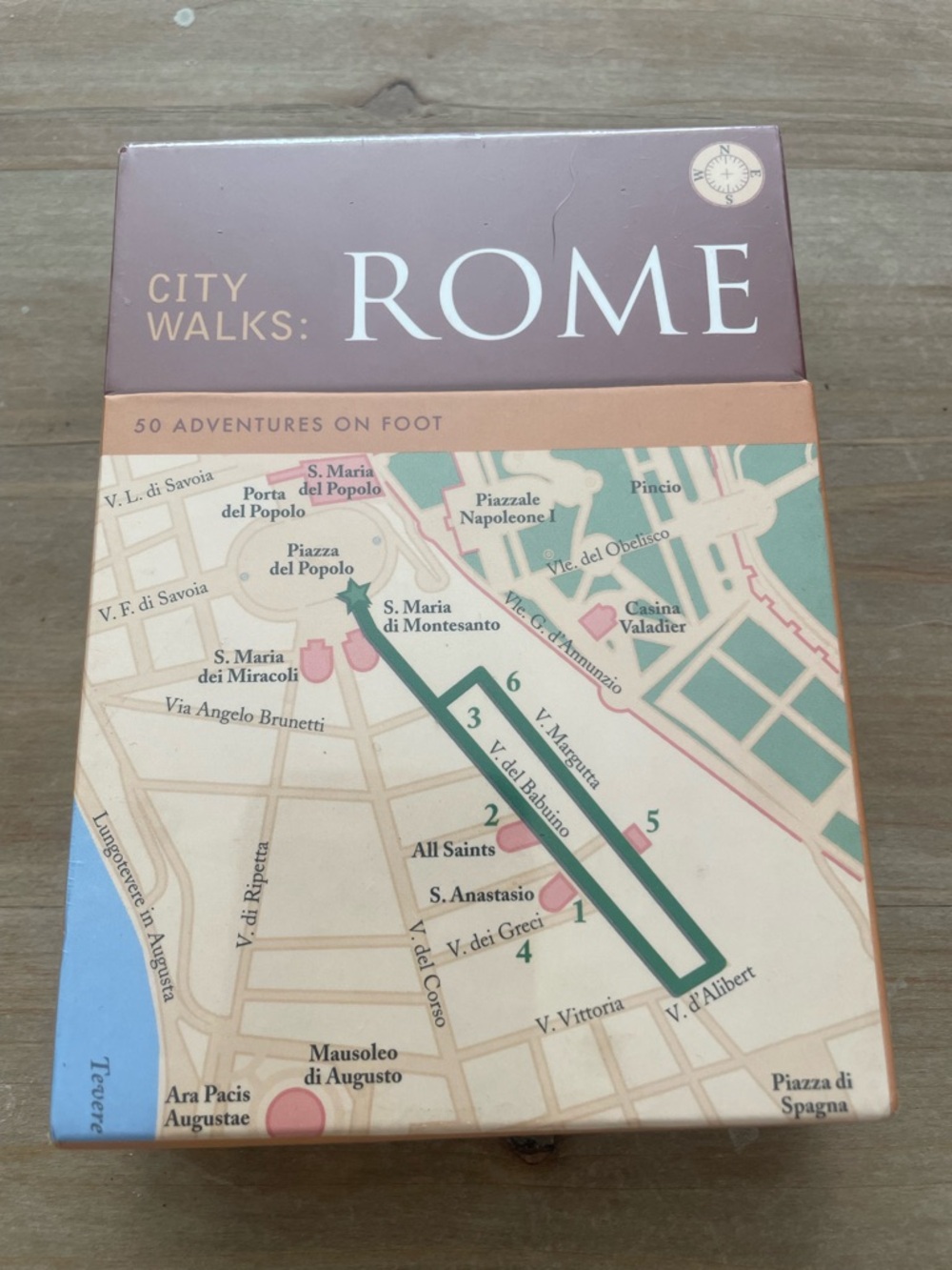 Chronicle Books City Walks: Rome - Mauve, Peach, Teal, Cream
